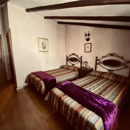 Casa Rural El Vinculo Country house *